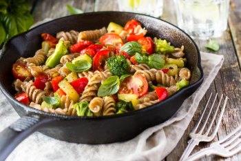 Bunte-Pastapfanne