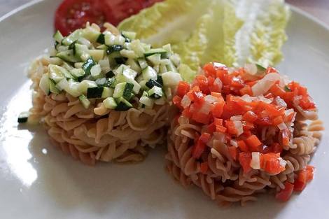 Pasta aus Roten Linsen und Kichererbsen