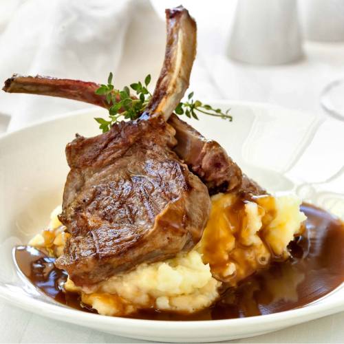 Lammkotelett mit Kartoffelpüree