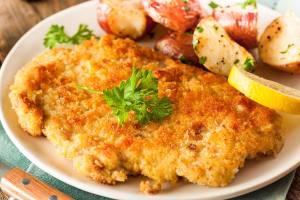 haenchenschnitzel-in-pecorinopanade