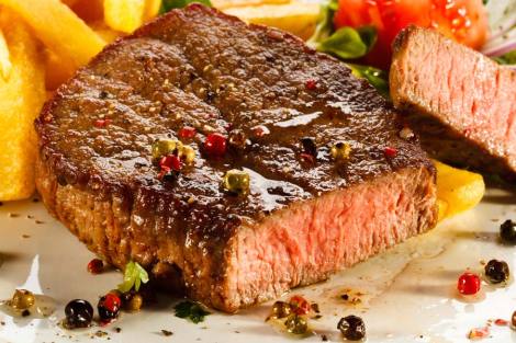 Steak mit Pommes Frites
