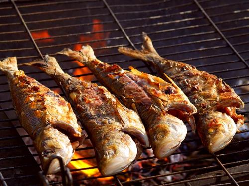 Fische auf dem Grill