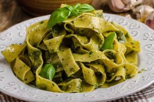 Pasta mit Basilikum Pesto