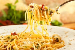 Spaghetti aglio, olio e peperoncino