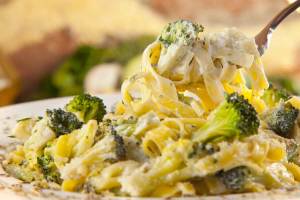 Tagliatelle-Brokkoli-Provolone