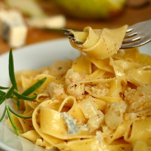 pappardelle-mit-balsamicobirnen-und-gorgonzola