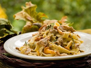 tagliatelle-mit-pfifferlingen
