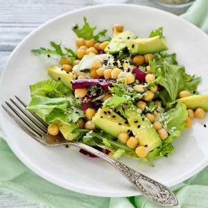 Avocado Kichererbsen Salat vegan