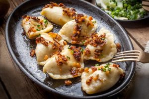 Ravioli mit Wildschwein und Steinpilzen