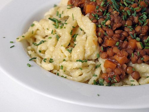 Linsen-mit-Spaetzle