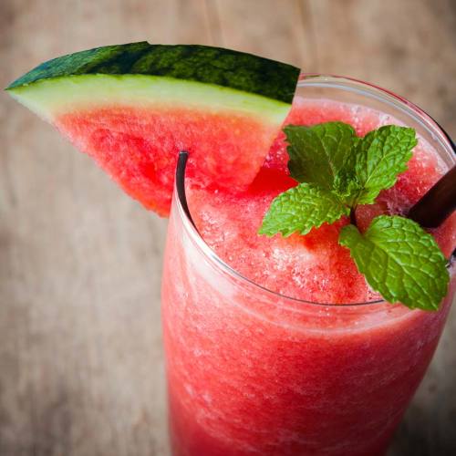 Erfrischender Wassermelonen Minz Zimt Smoothie